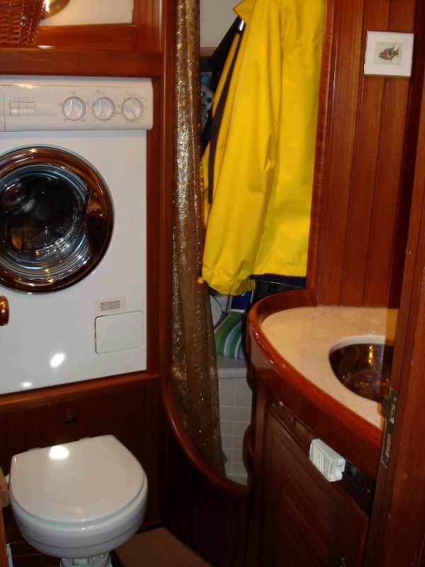 That washing machine won't fit!