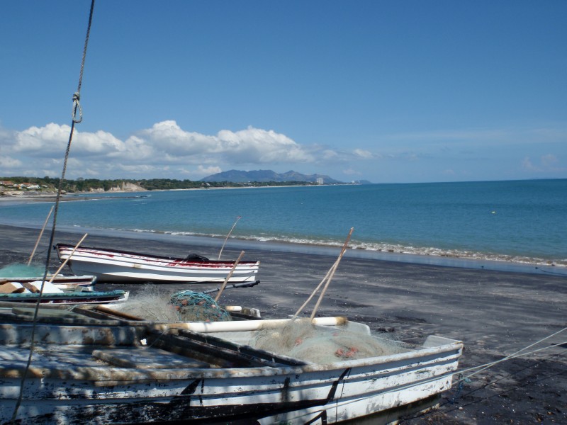 Pacific and Caribbean in one day