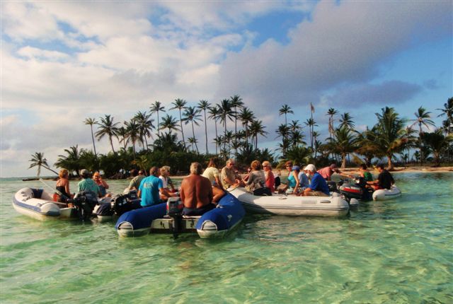 Dingy Raft Up Happy Hour