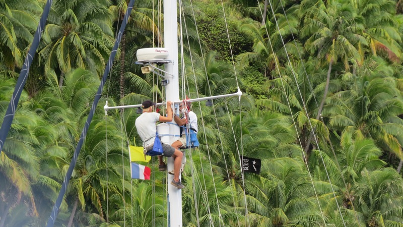 L. Mast Repair Fatu Hiva