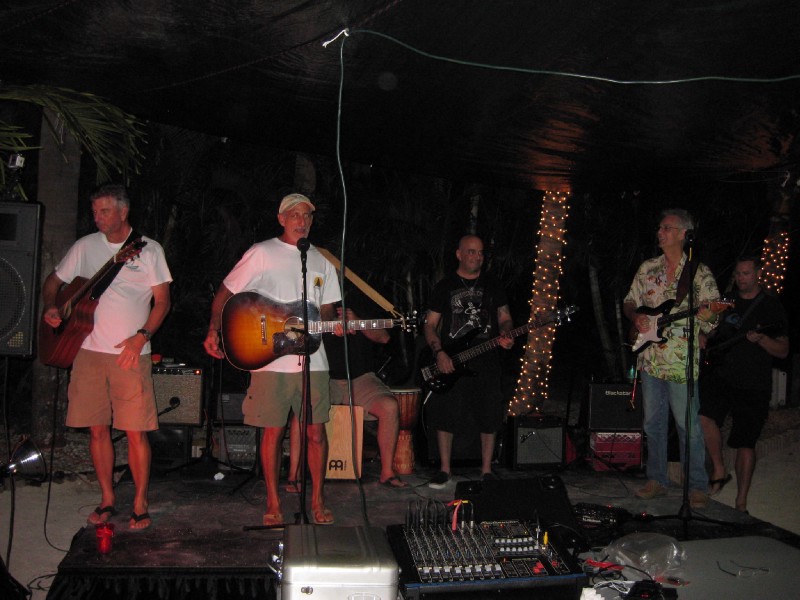 Rockin' Tikis