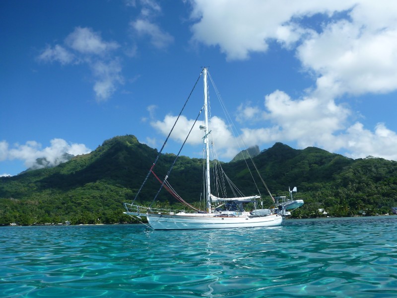 Liward Sails On – Tahiti and Moorea
