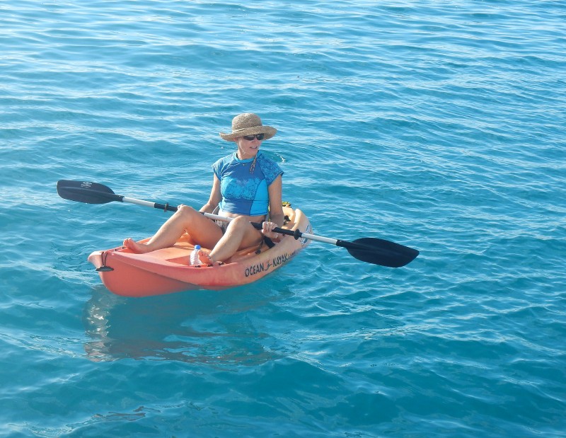 Kayaking in Opunohu Bay Moorea