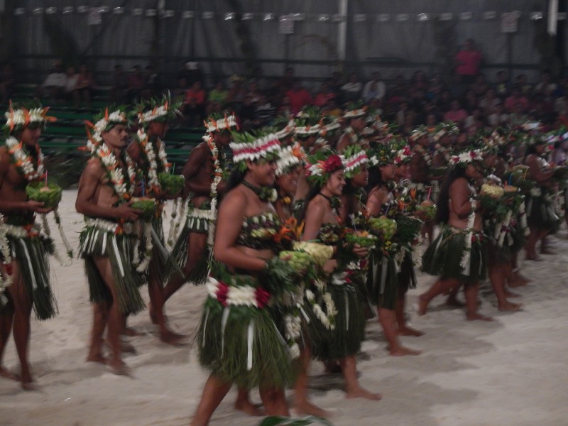 Parea Dancing