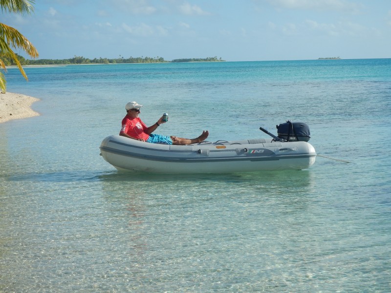 Relaxing in Tahanea