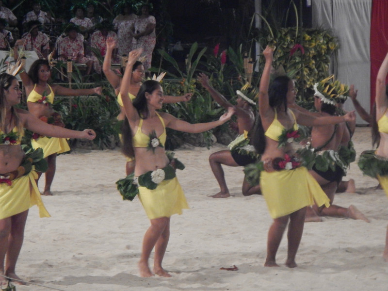 Heiva Dancing