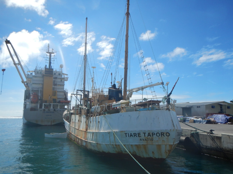 Avatiu Harbor