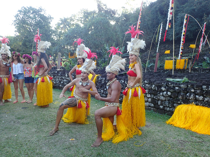 Show at the sacred Marae