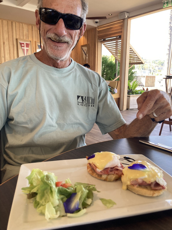 Back in Tahiti Eggs Benedict with flowers