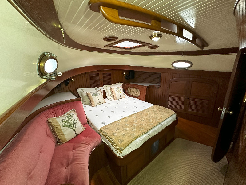 11. Aft Cabin