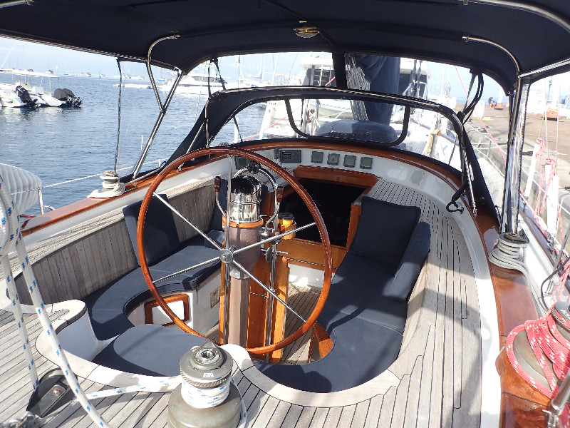 4. Cockpit