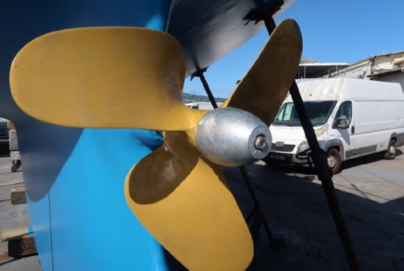 13. Propeller